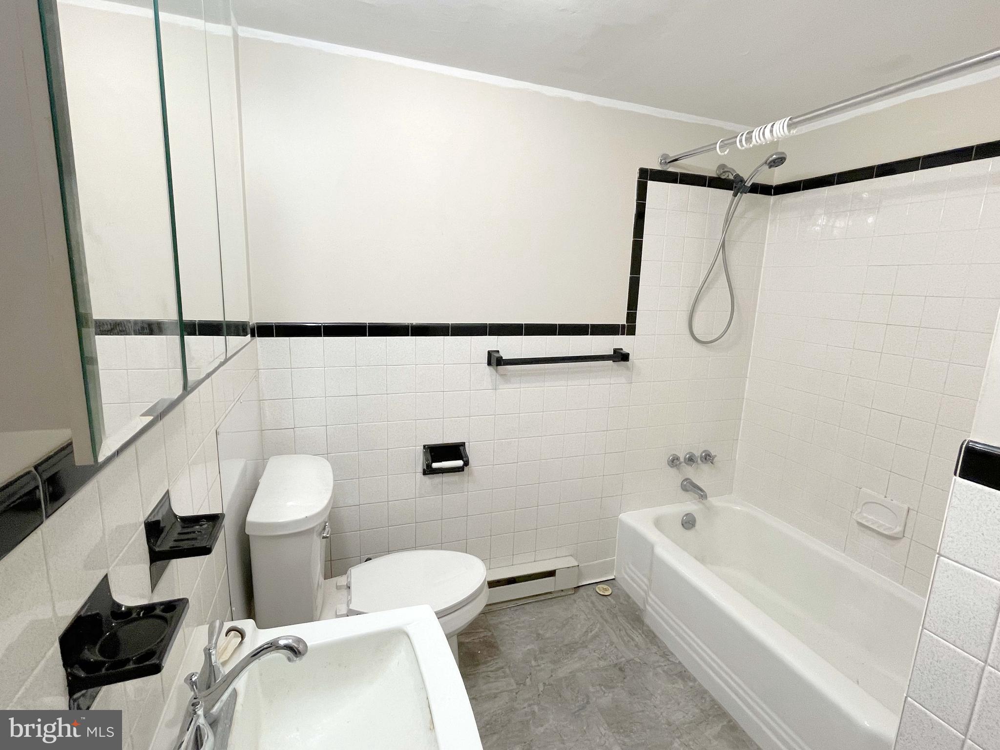 MECHANICSBURG BOROUGH - Residential Lease