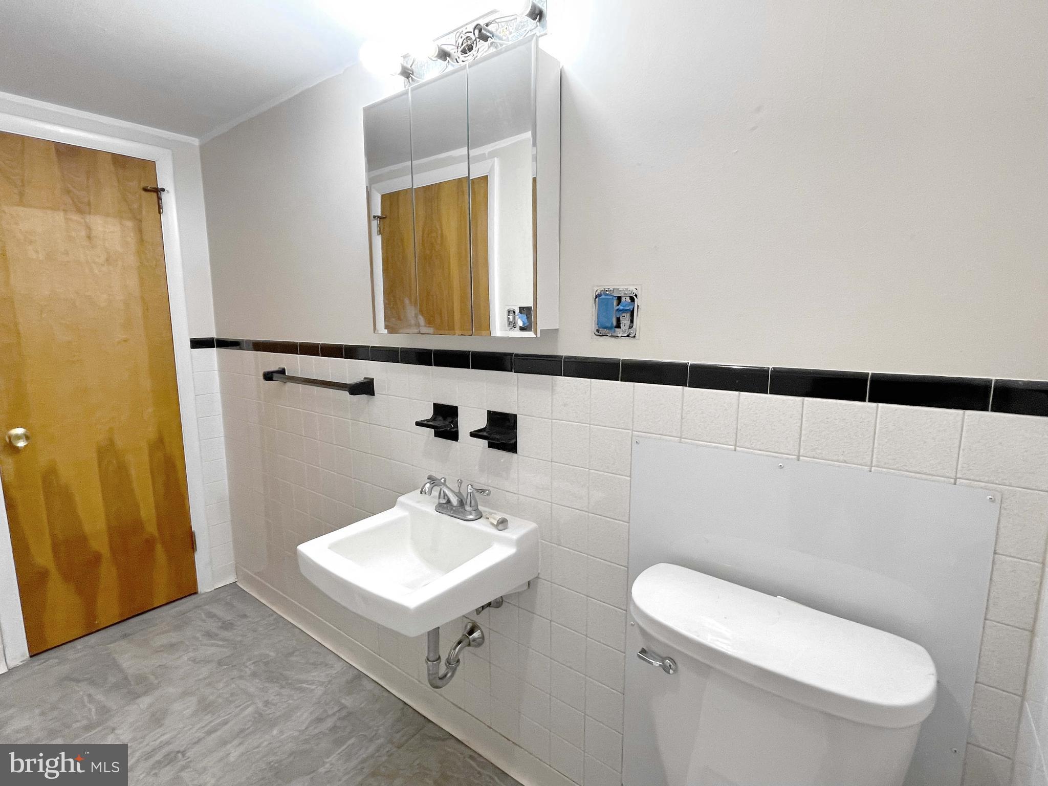 MECHANICSBURG BOROUGH - Residential Lease