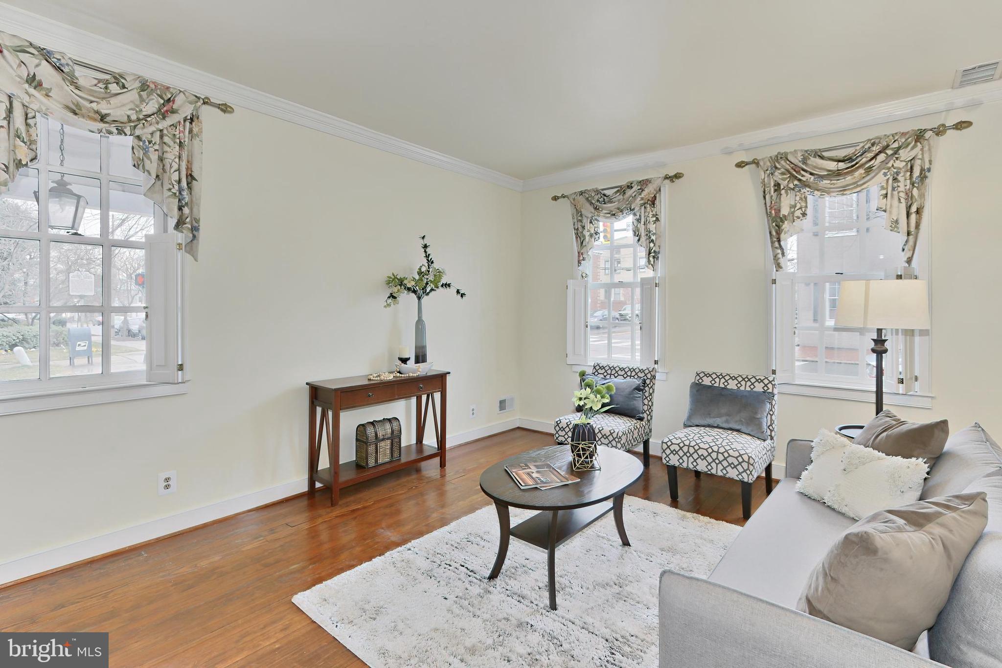 OLD TOWN ALEXANDRIA - Residential Lease