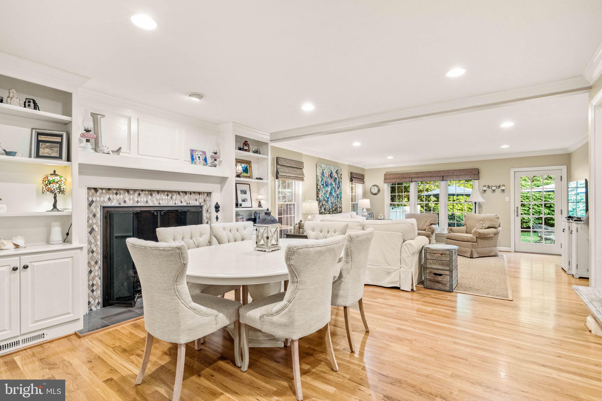 SOUTH WAYNE - Residential