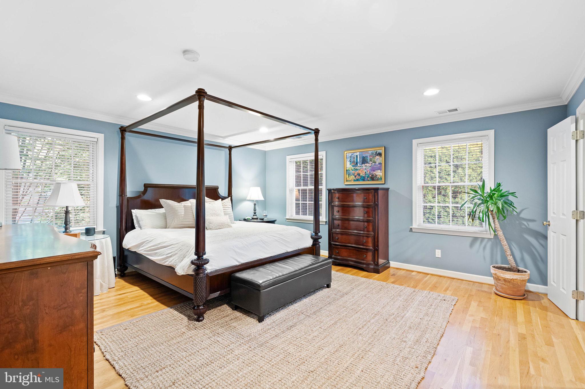 SOUTH WAYNE - Residential