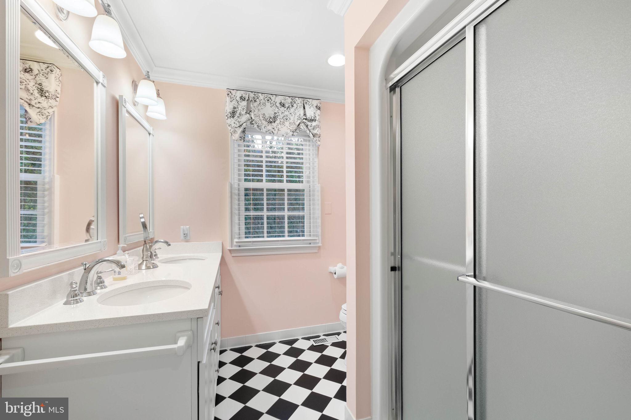 SOUTH WAYNE - Residential