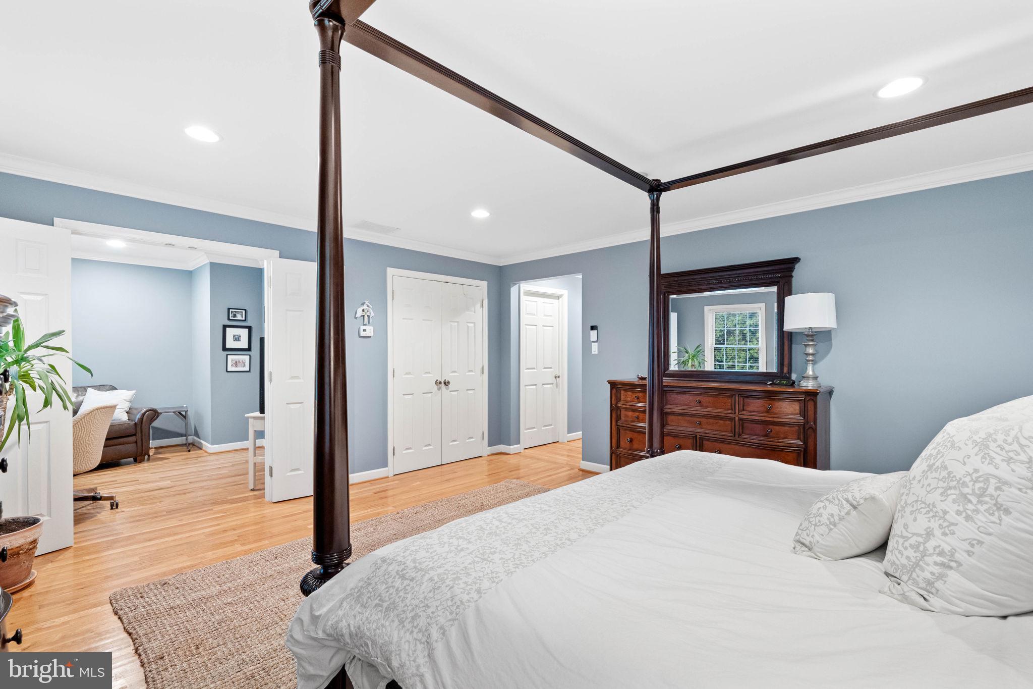 SOUTH WAYNE - Residential