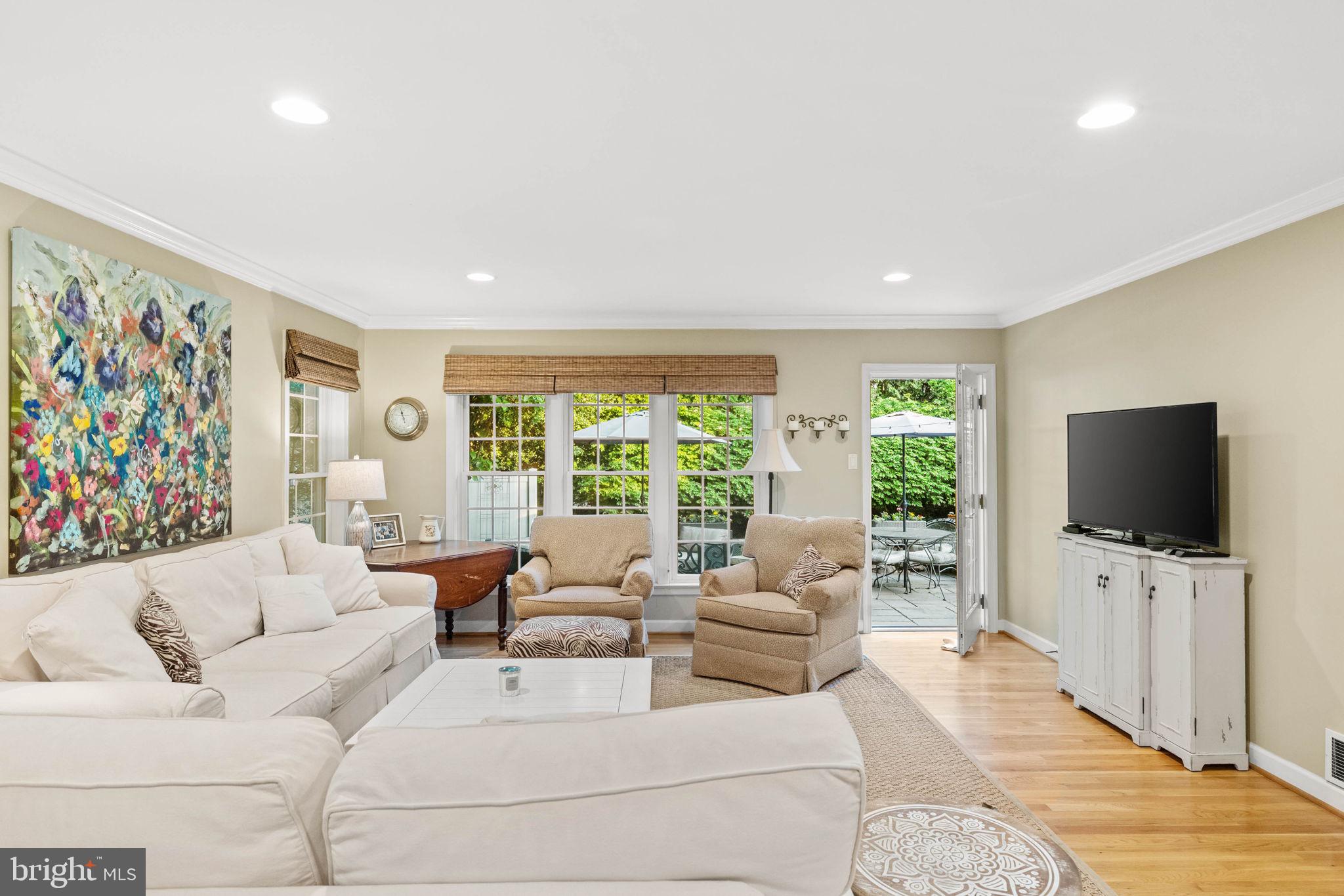 SOUTH WAYNE - Residential