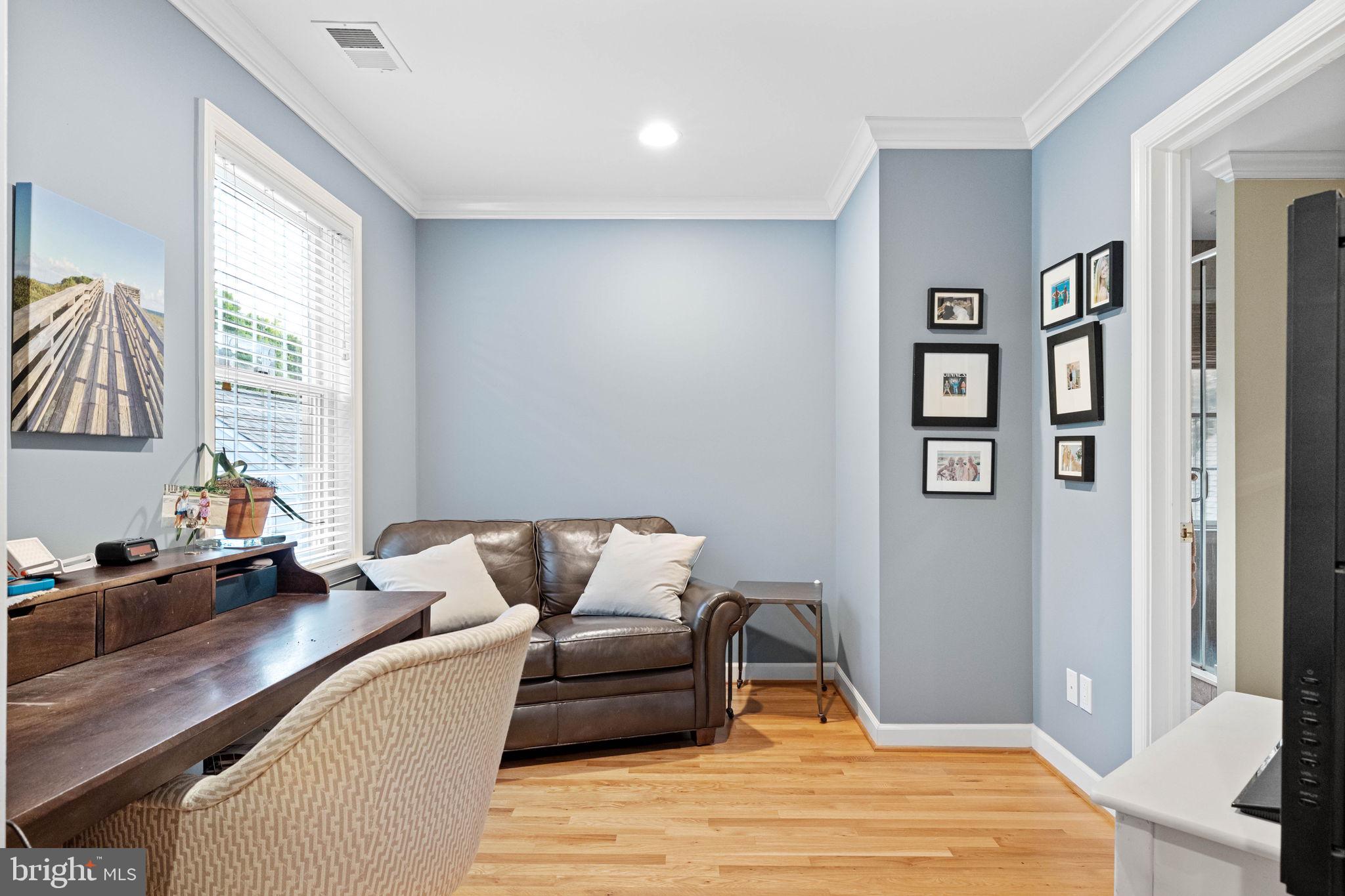 SOUTH WAYNE - Residential