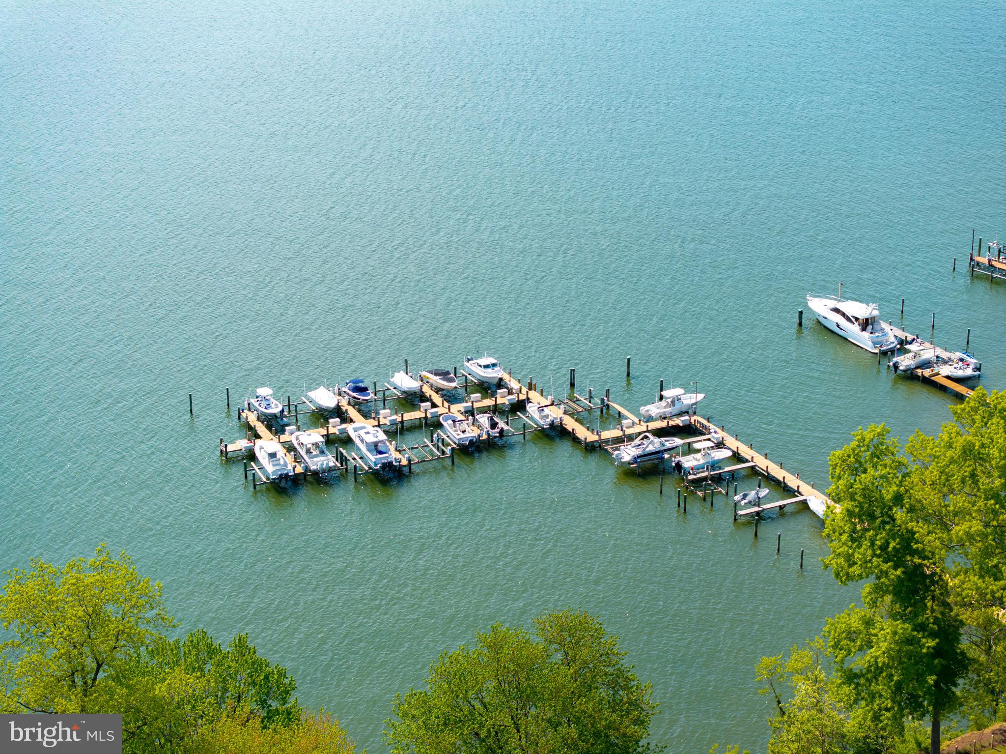 PENDENNIS MOUNT - Residential