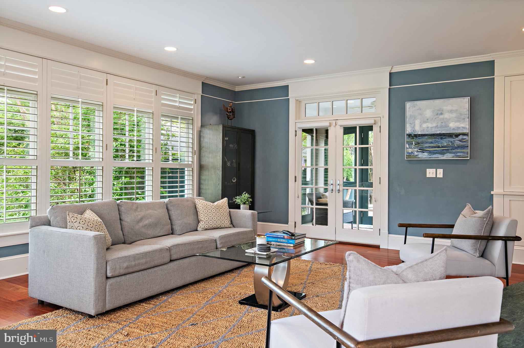 PENDENNIS MOUNT - Residential