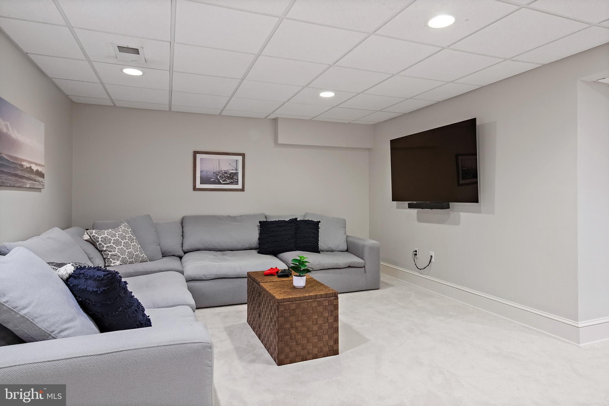 PENDENNIS MOUNT - Residential