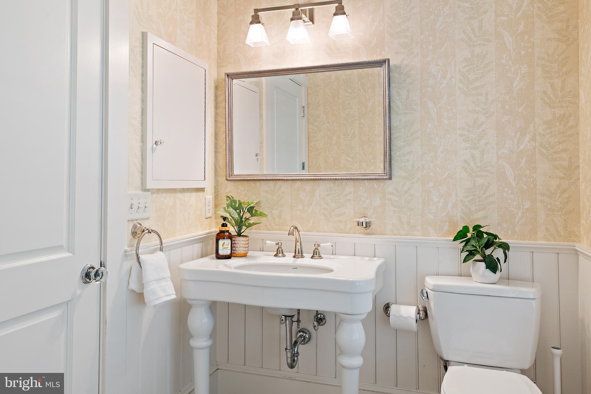 PENDENNIS MOUNT - Residential