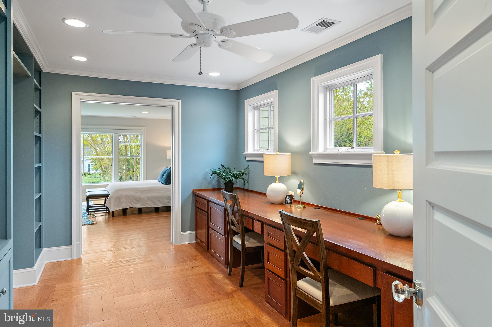 PENDENNIS MOUNT - Residential