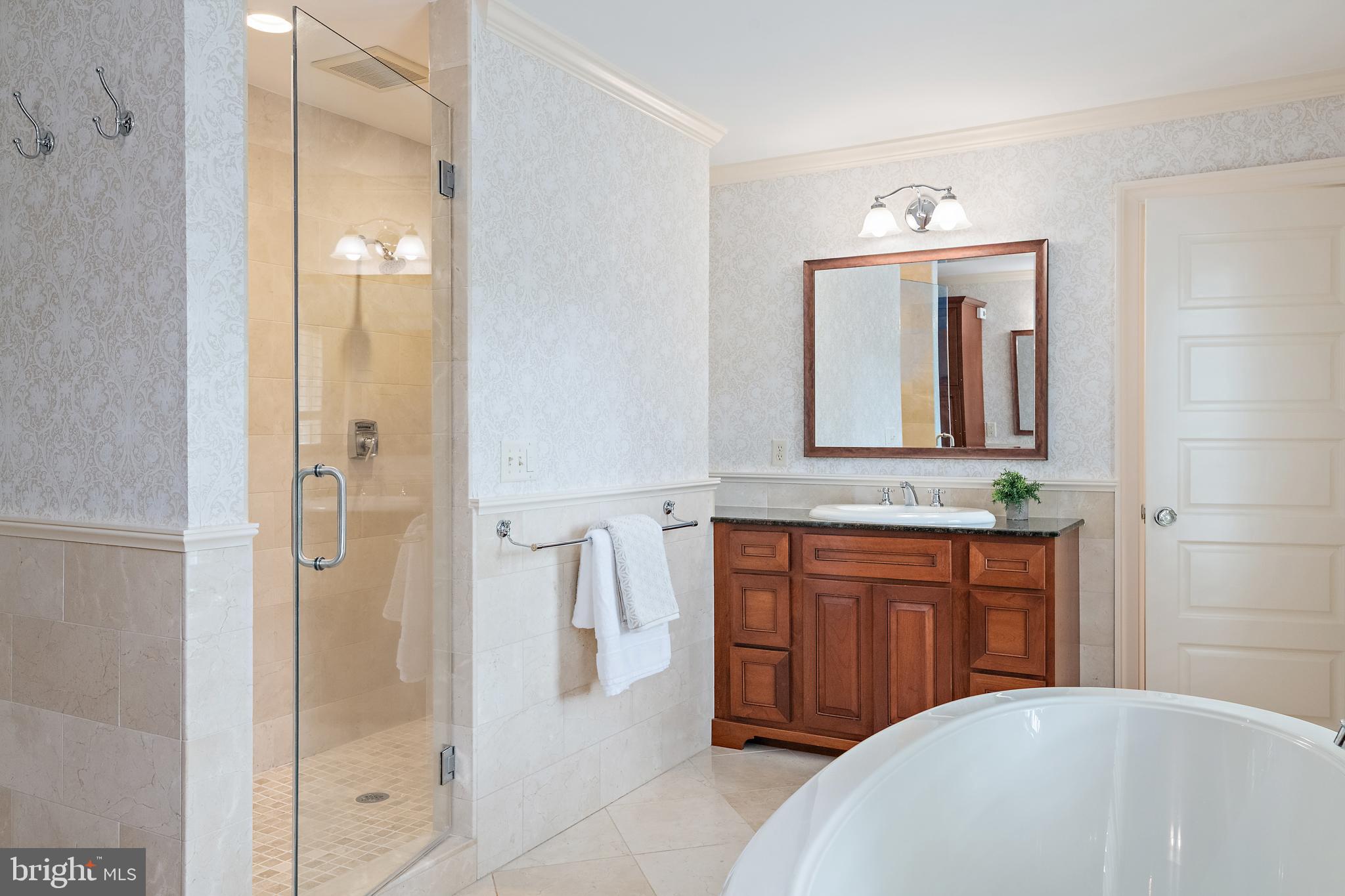 PENDENNIS MOUNT - Residential