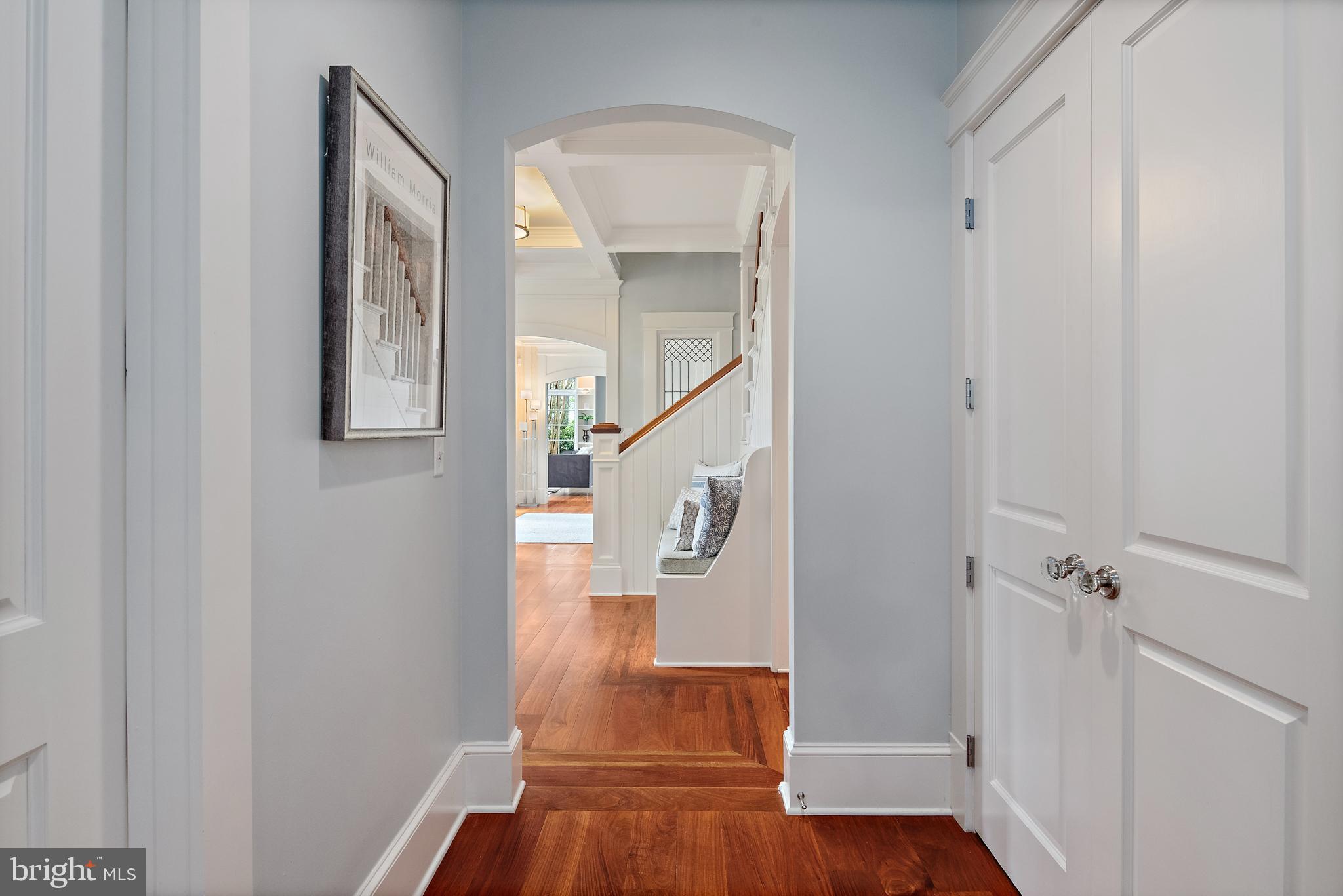 PENDENNIS MOUNT - Residential