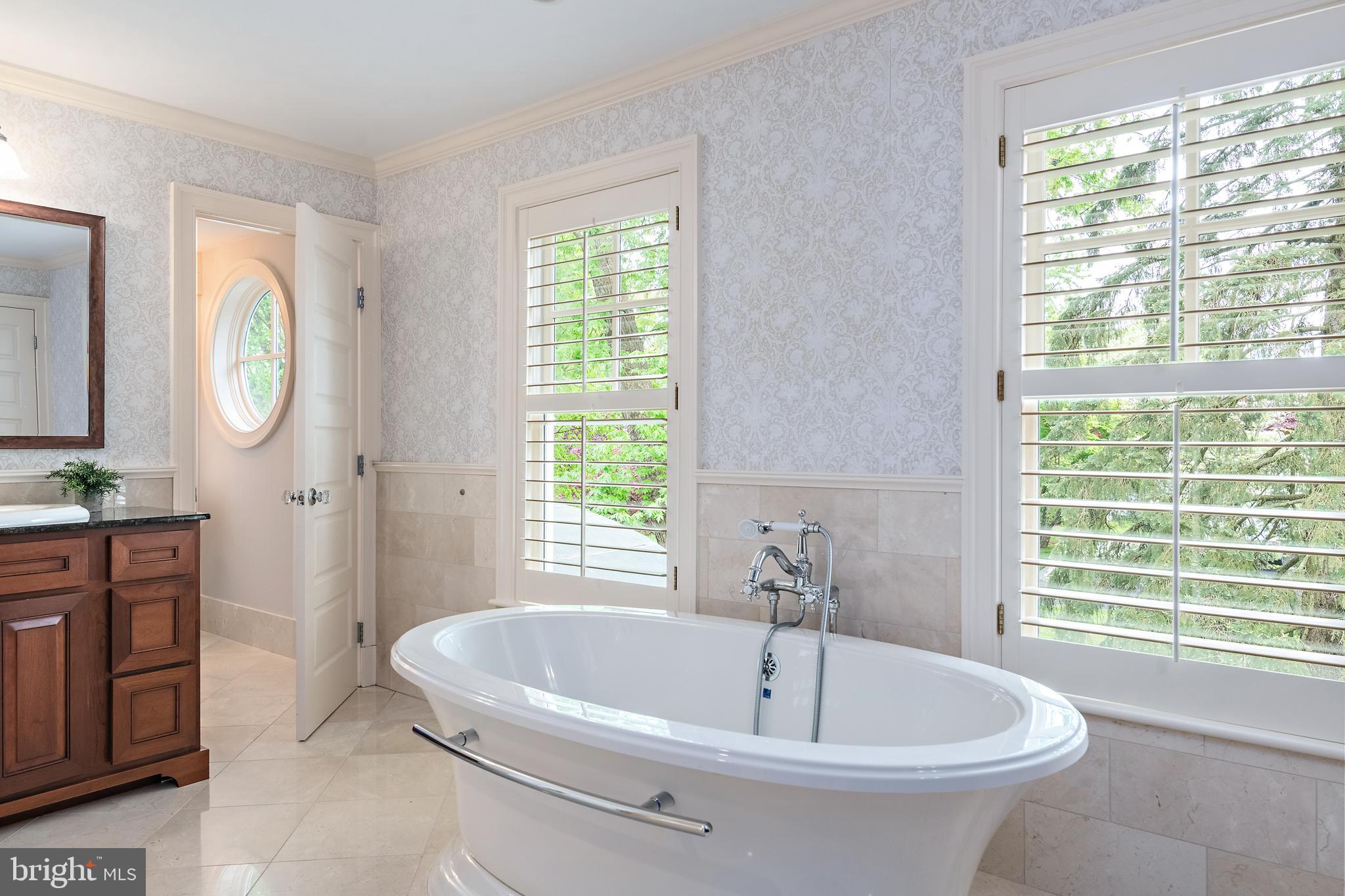 PENDENNIS MOUNT - Residential