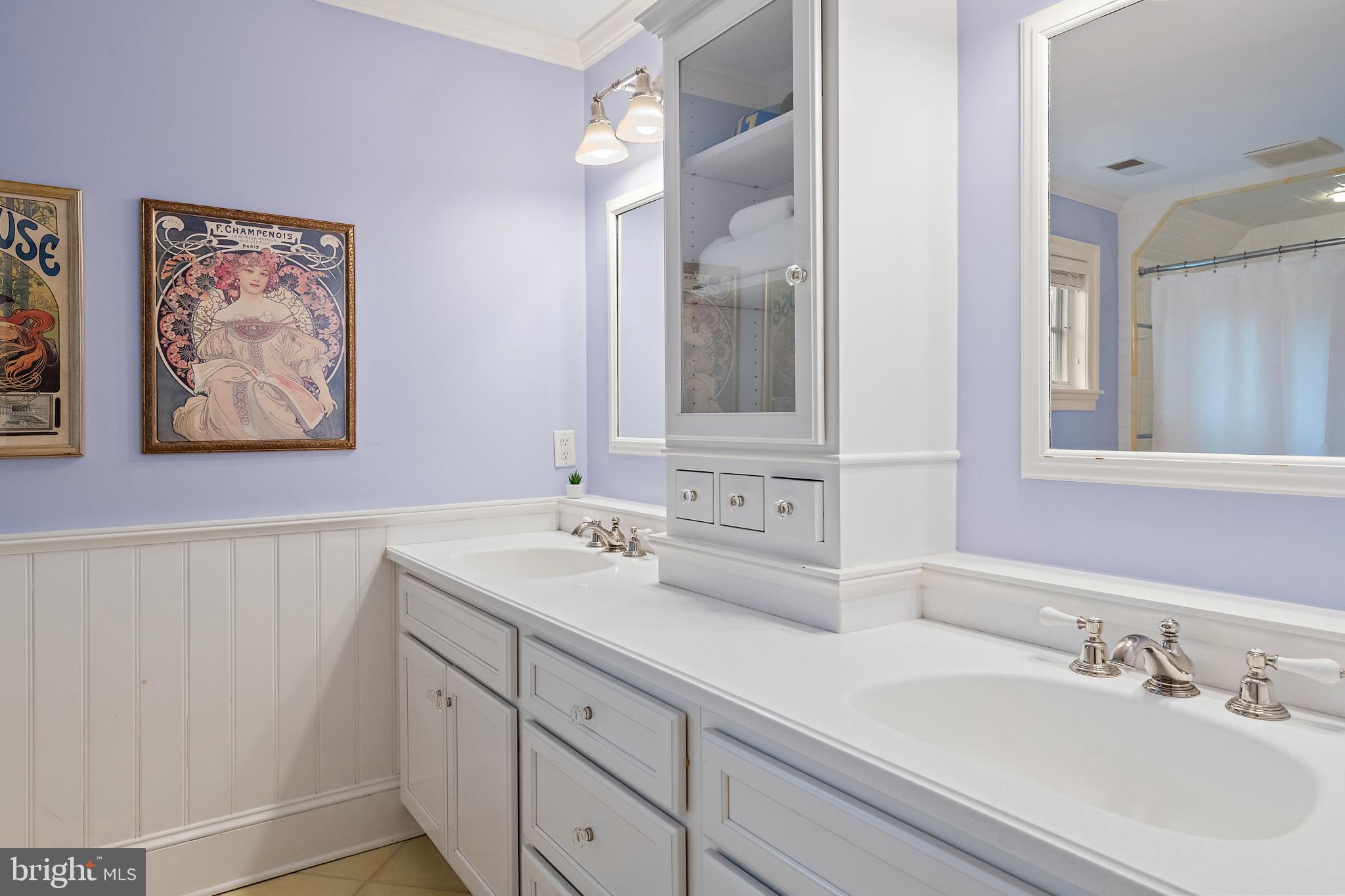 PENDENNIS MOUNT - Residential