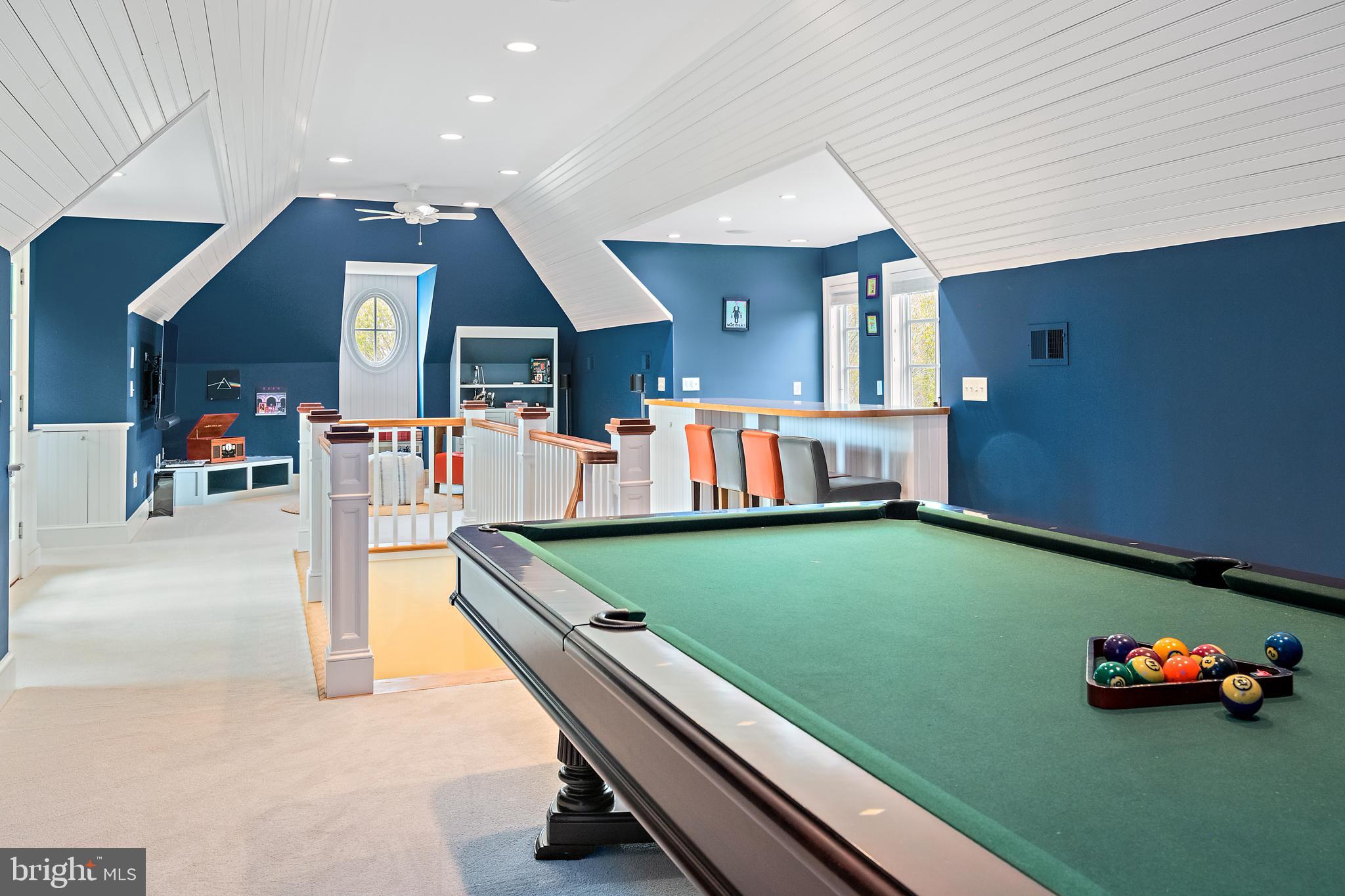 PENDENNIS MOUNT - Residential