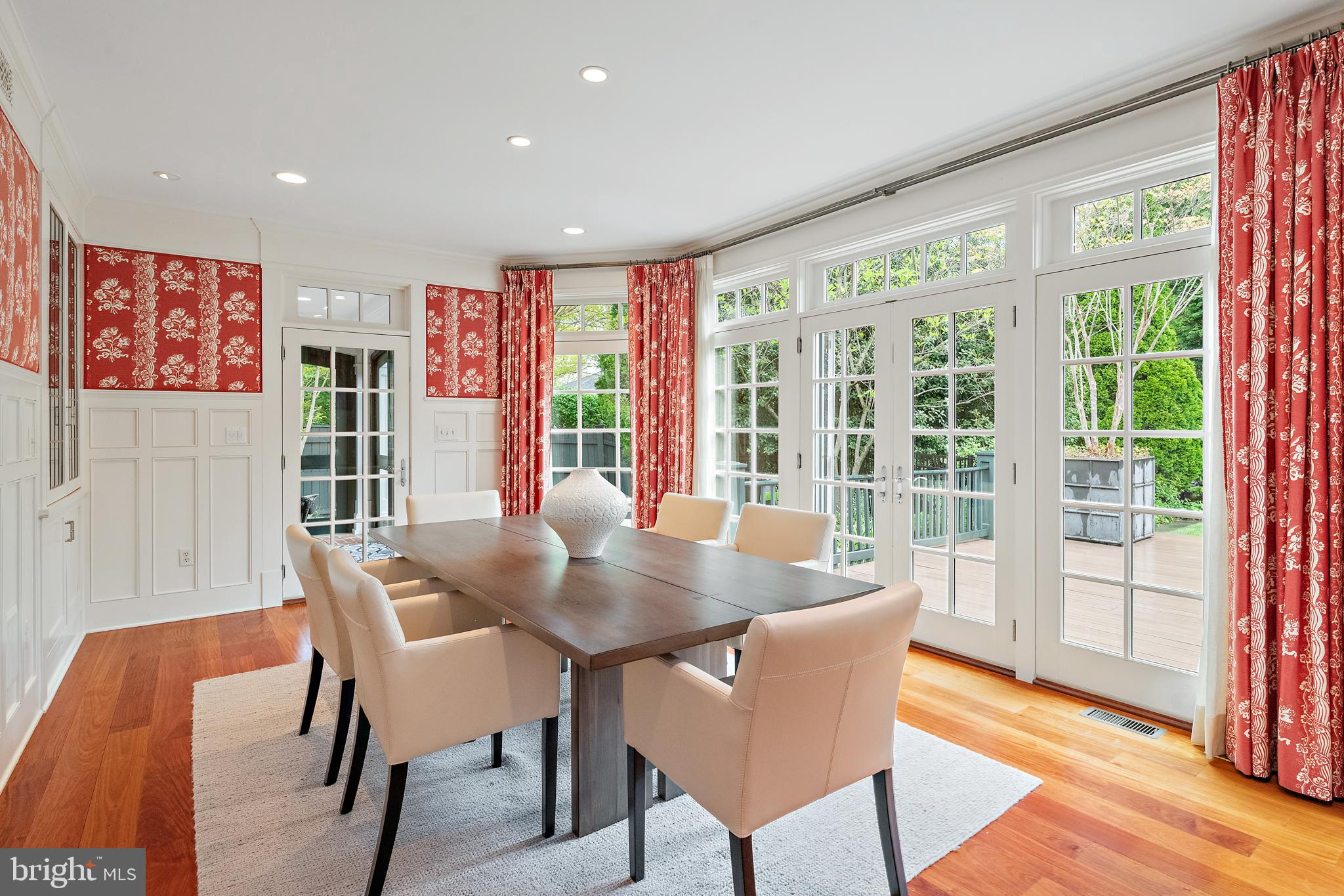 PENDENNIS MOUNT - Residential