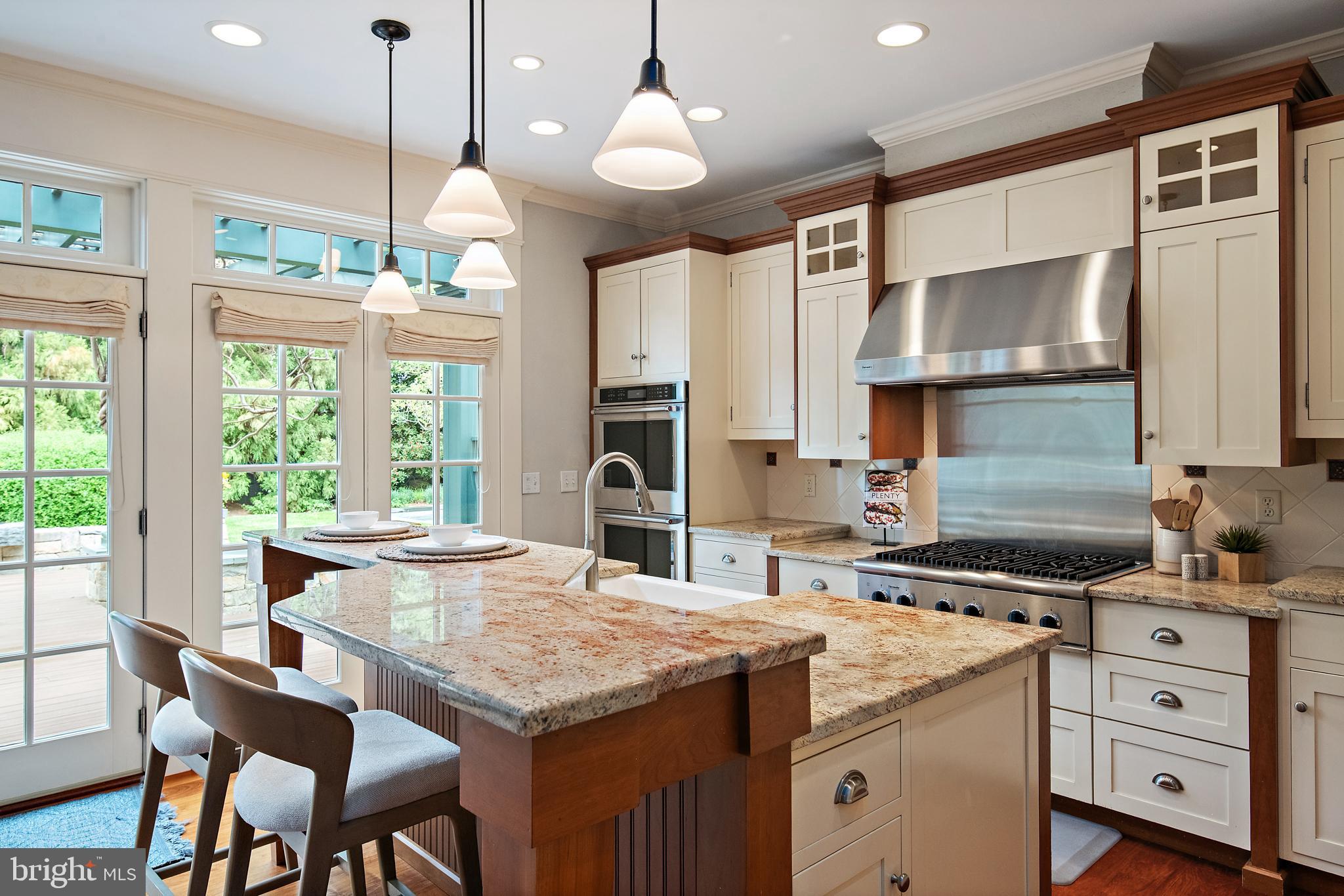 PENDENNIS MOUNT - Residential