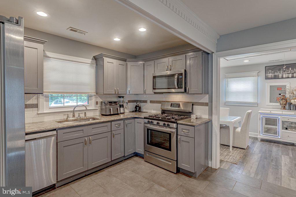 63 BARNWELL LANE