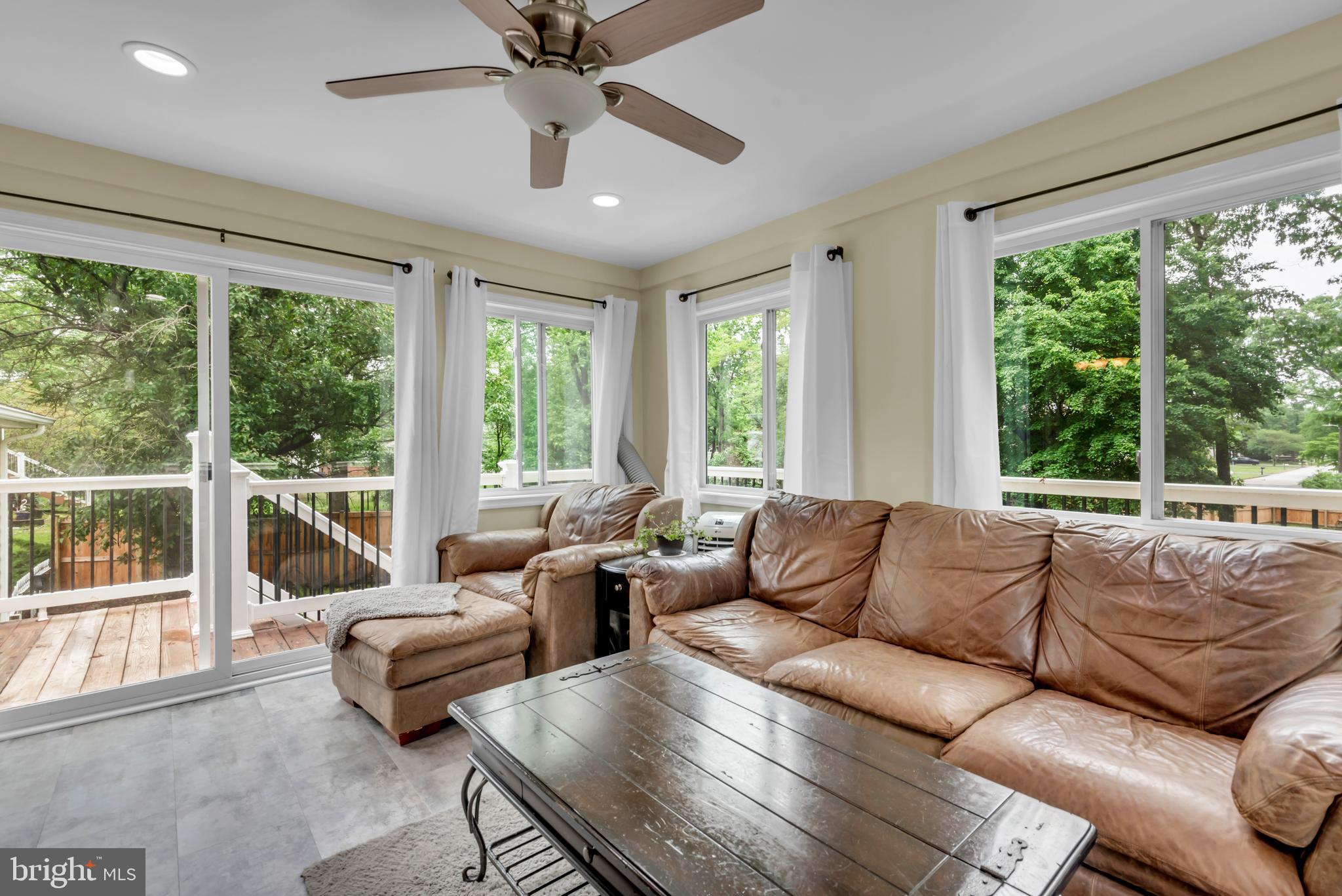 SILLERY BAY - Residential