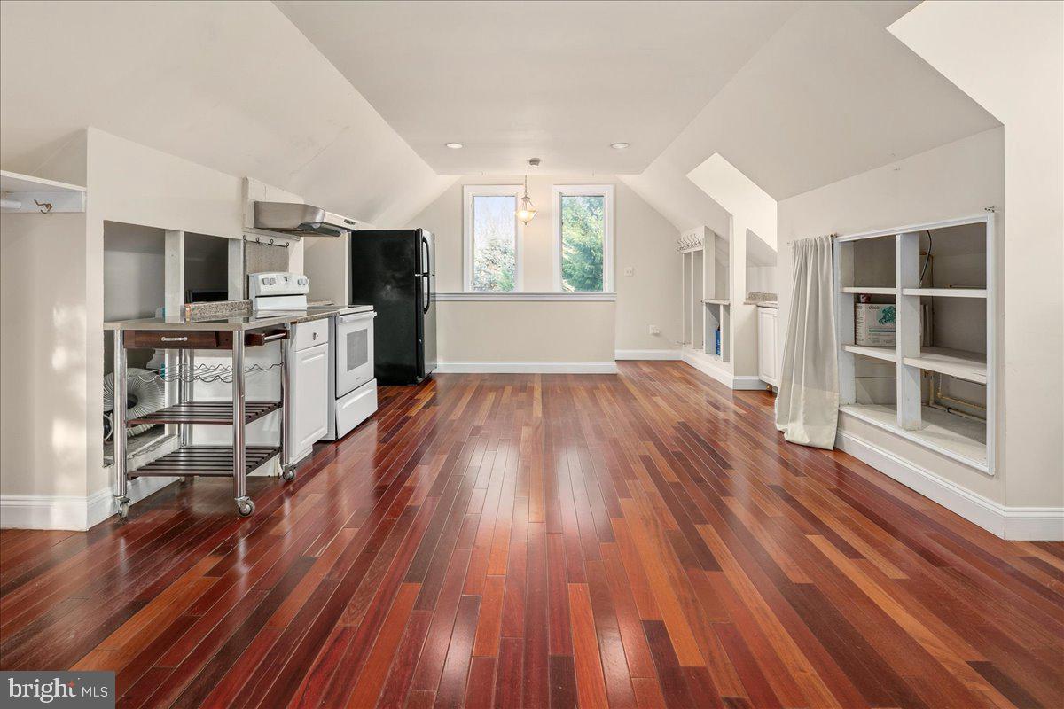 CLIFTON - Residential