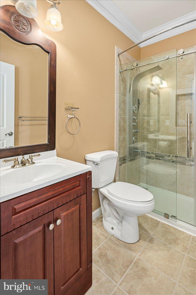 CLIFTON - Residential