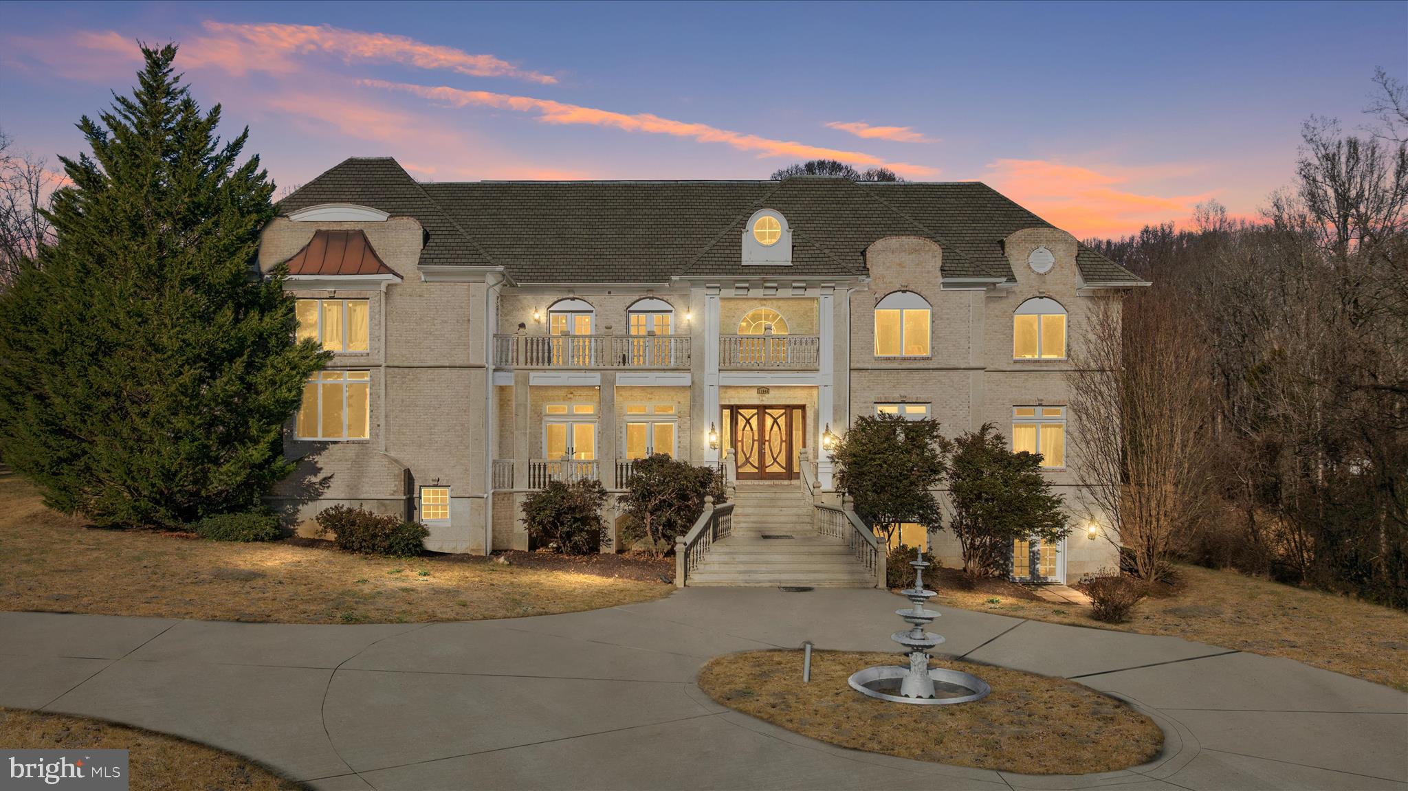 CLIFTON - Residential