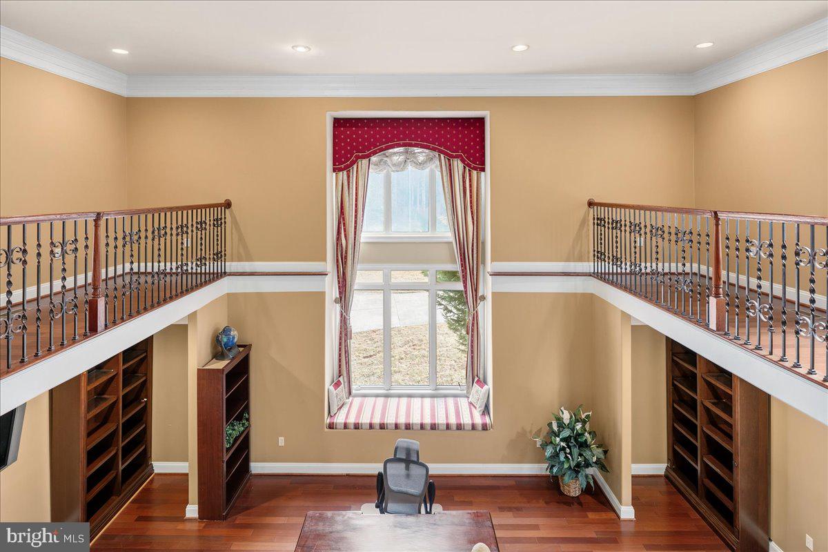 CLIFTON - Residential