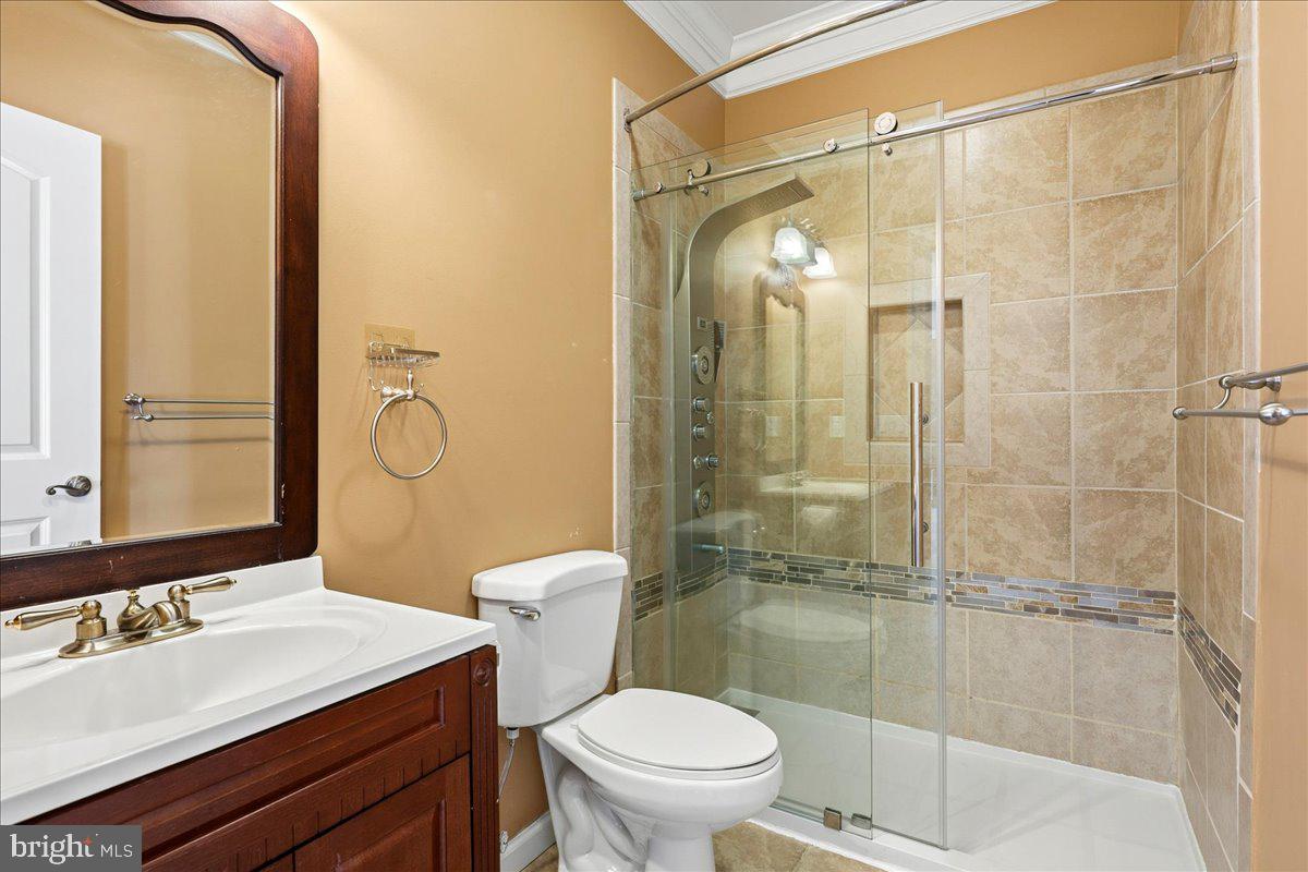 CLIFTON - Residential