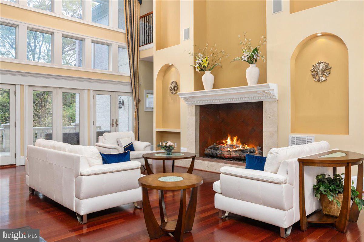 CLIFTON - Residential