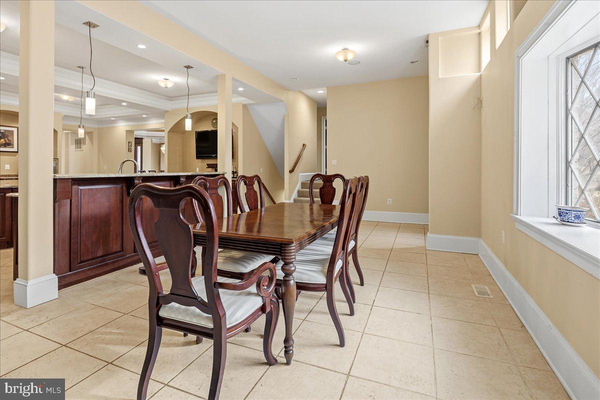 CLIFTON - Residential