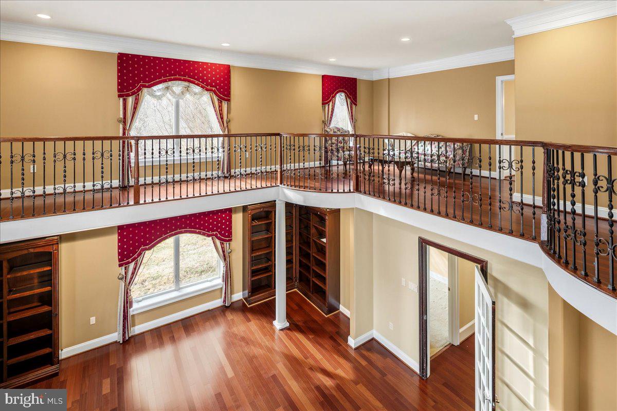 CLIFTON - Residential