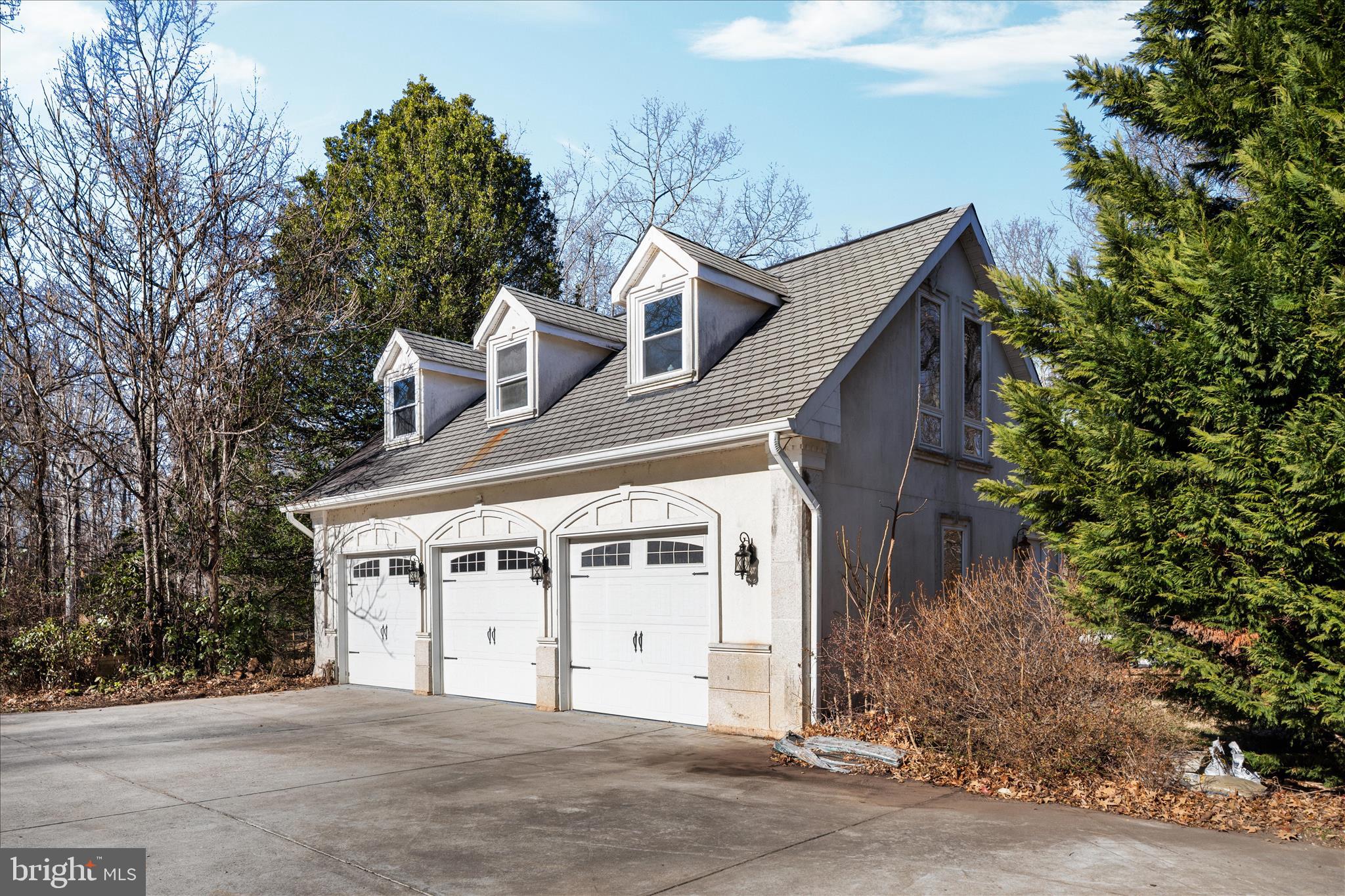 CLIFTON - Residential