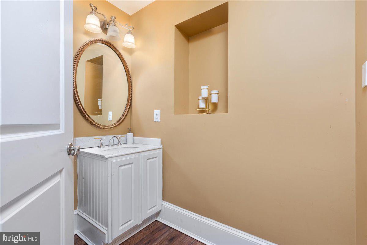 CLIFTON - Residential