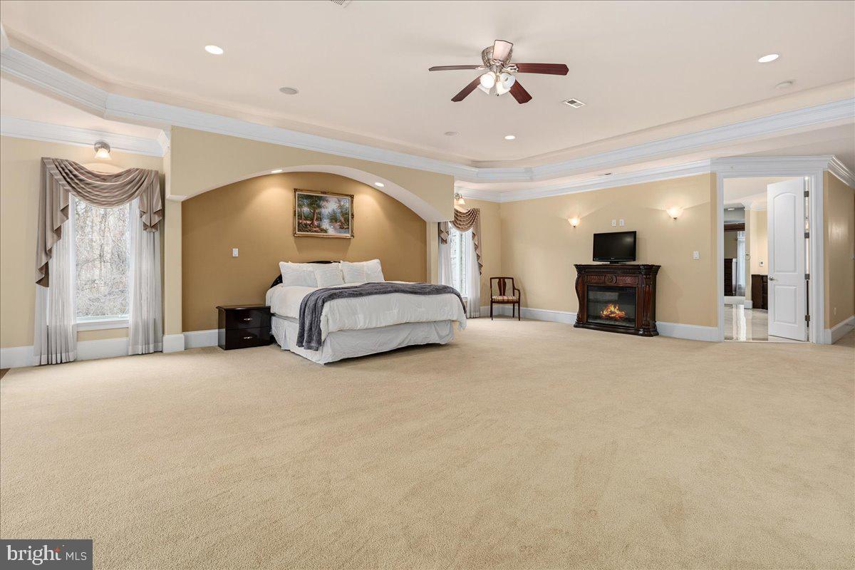 CLIFTON - Residential