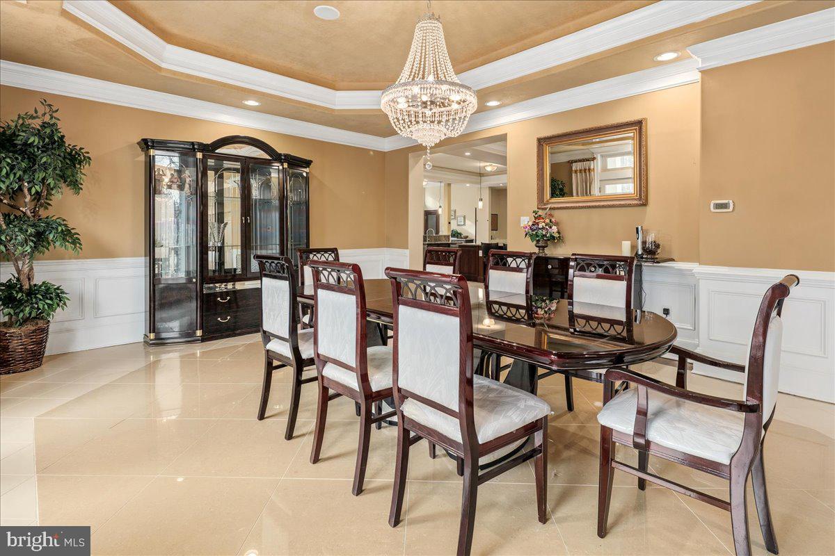 CLIFTON - Residential