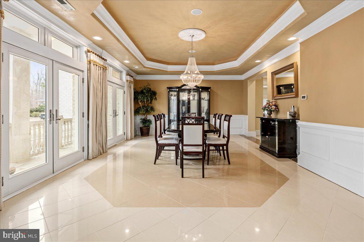 CLIFTON - Residential