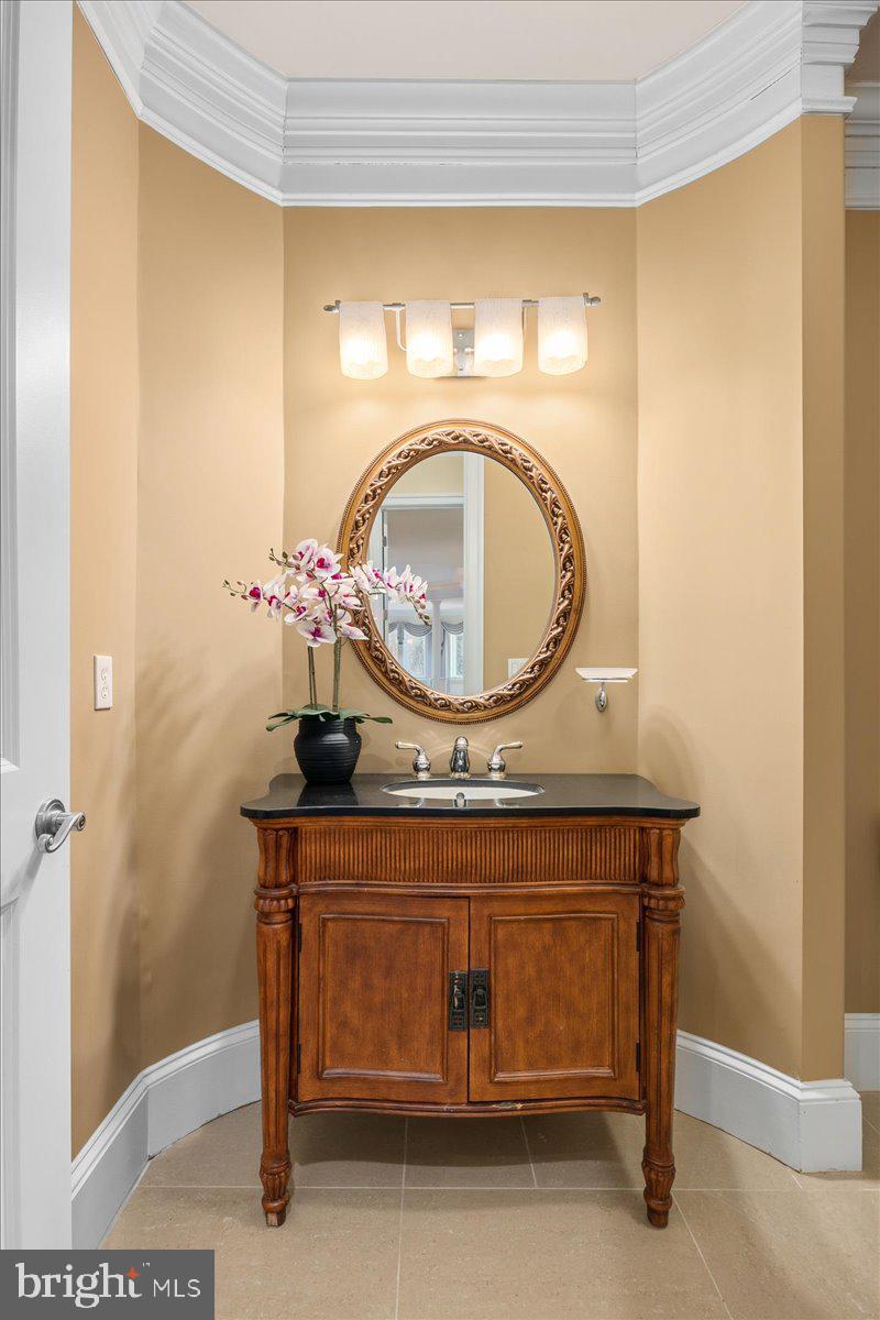 CLIFTON - Residential