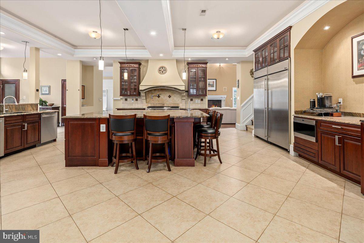 CLIFTON - Residential