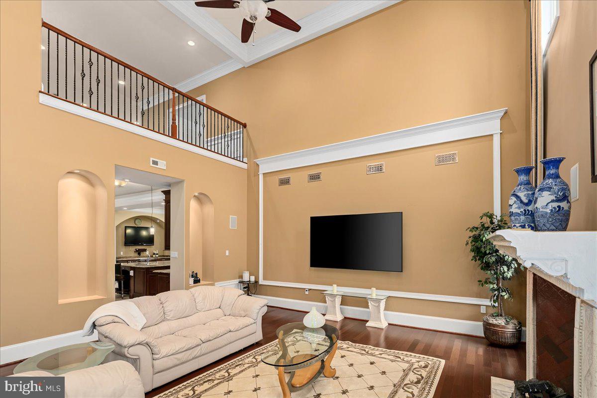 CLIFTON - Residential