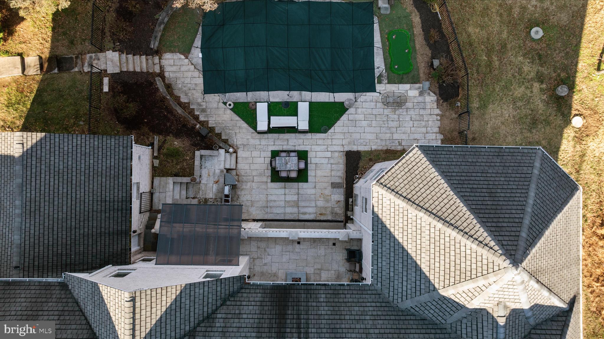 CLIFTON - Residential