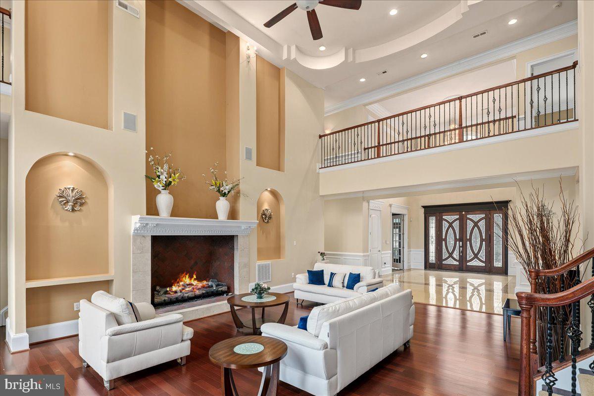 CLIFTON - Residential