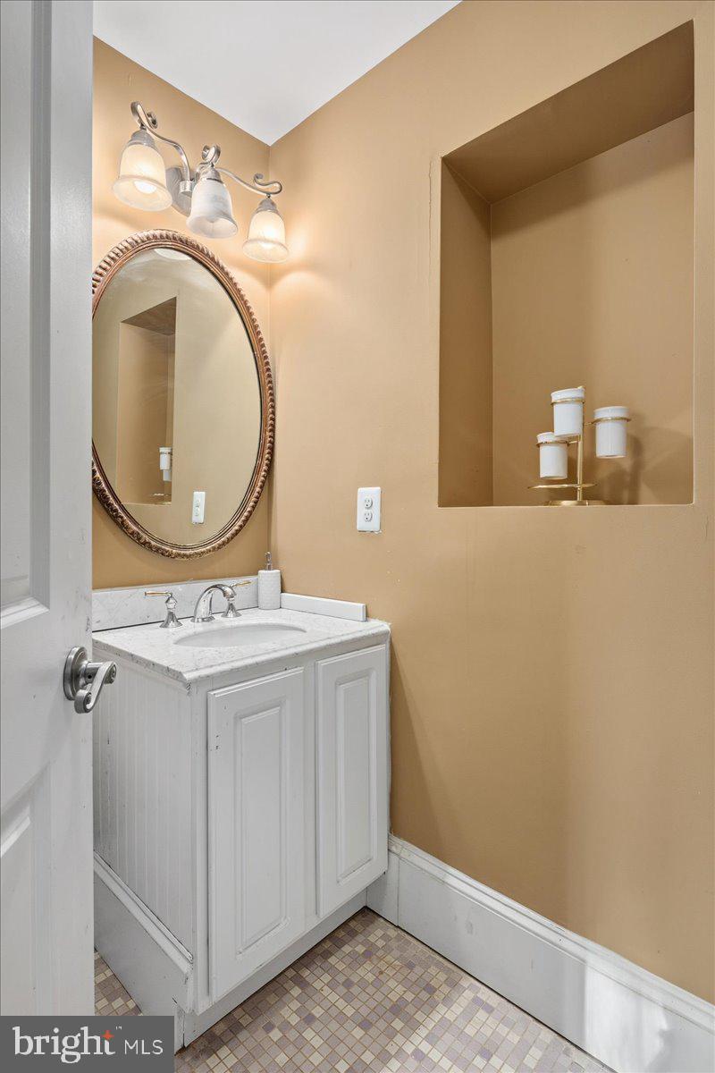 CLIFTON - Residential