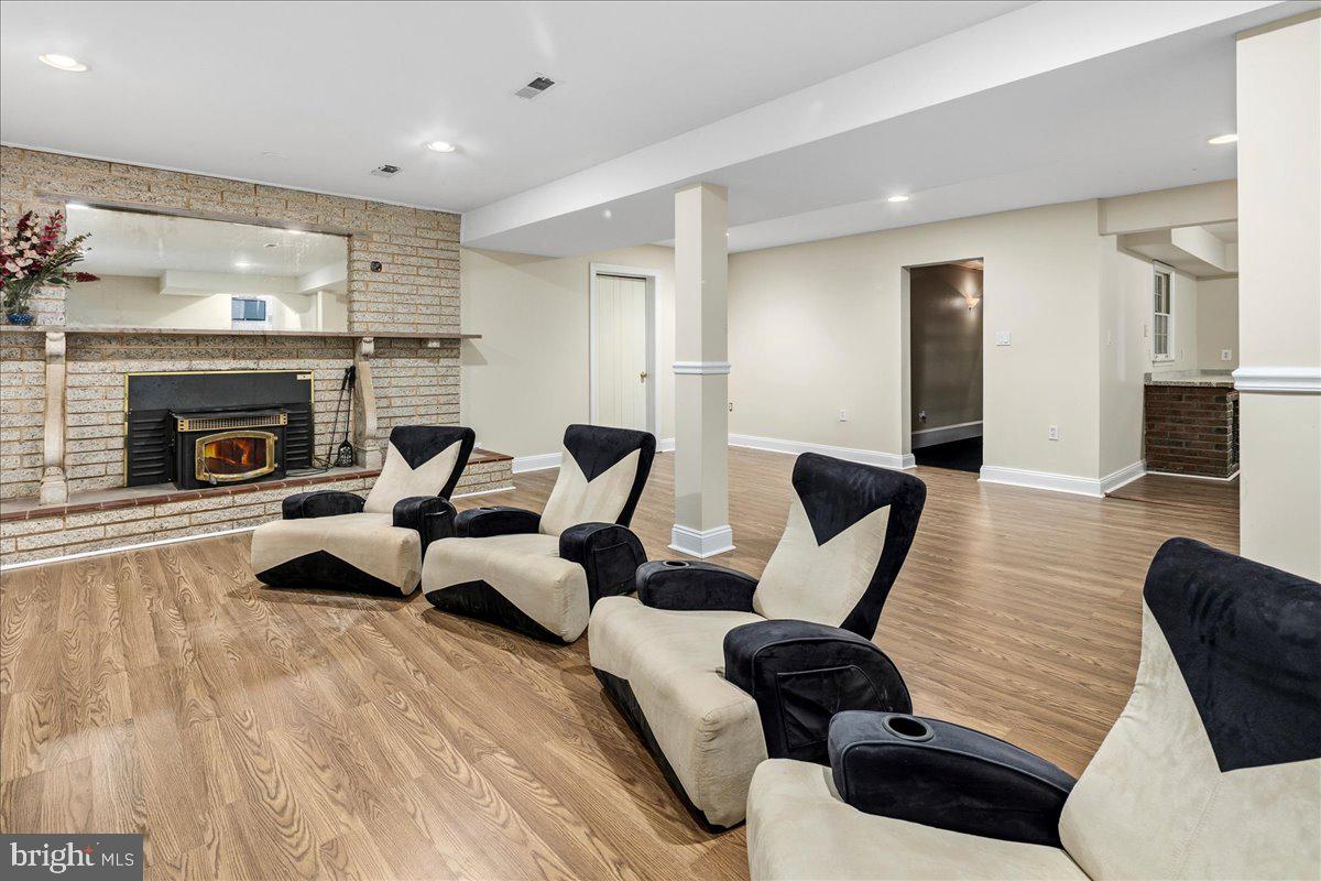 CLIFTON - Residential