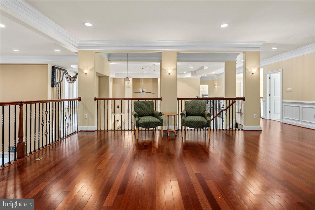 CLIFTON - Residential