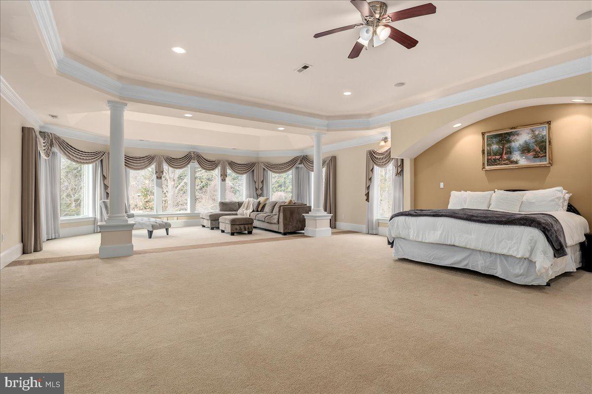 CLIFTON - Residential