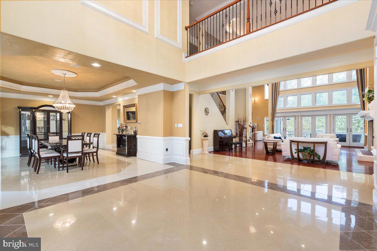 CLIFTON - Residential