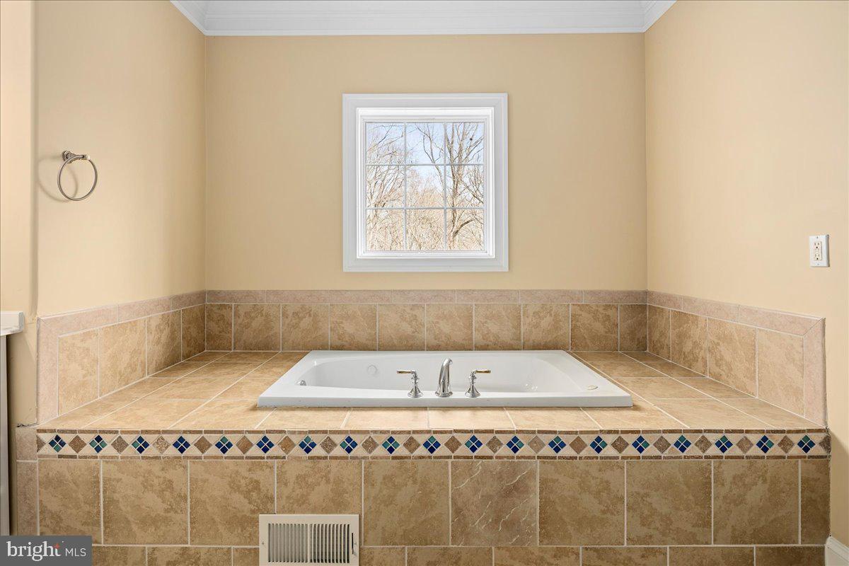 CLIFTON - Residential