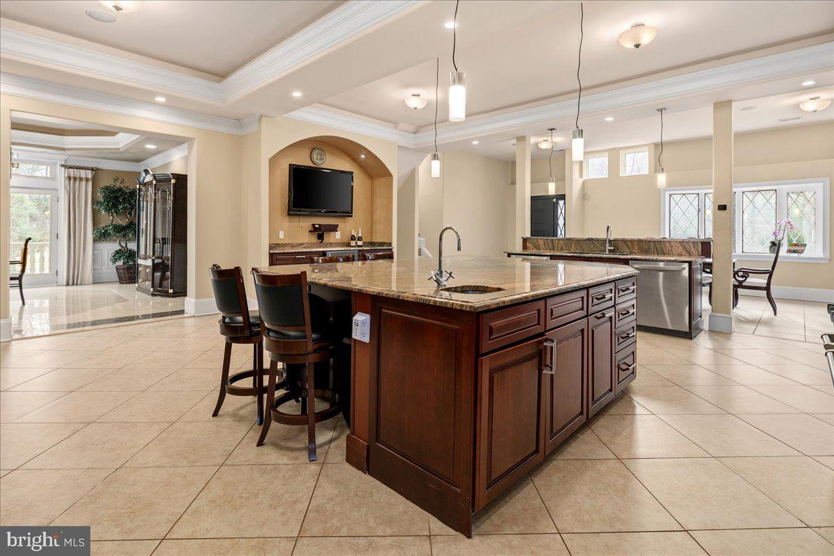 CLIFTON - Residential