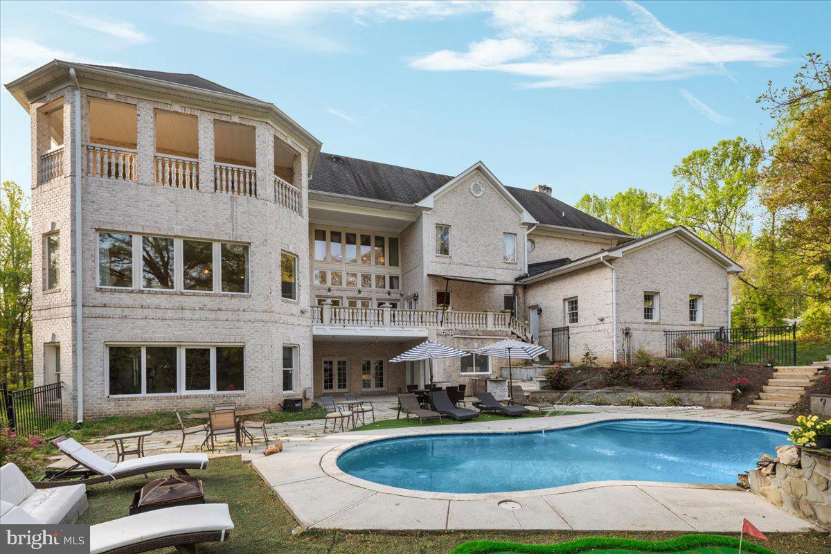 CLIFTON - Residential