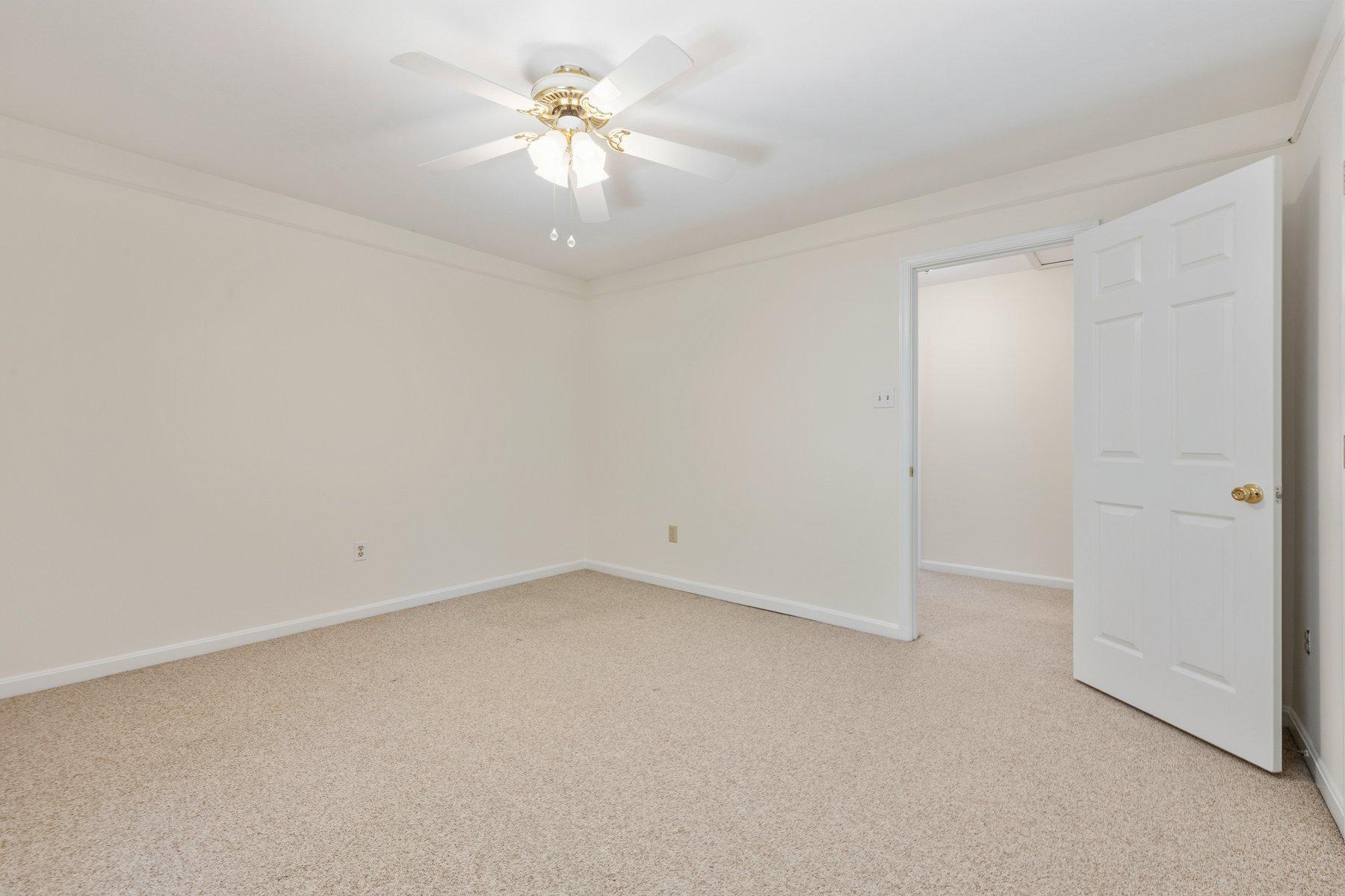 THE MEADOWS - Residential